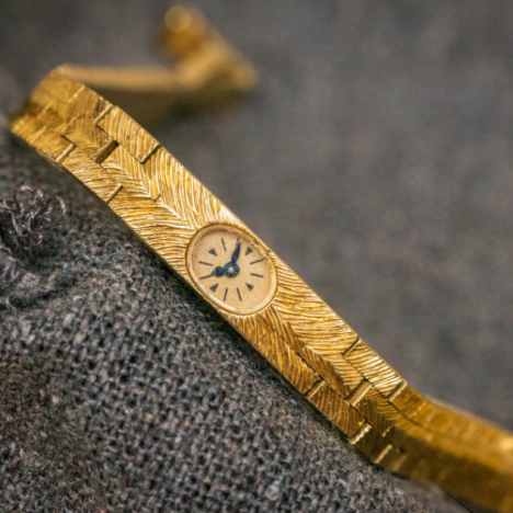 Hva du trenger å vite om klokkepleie og oppbevaring